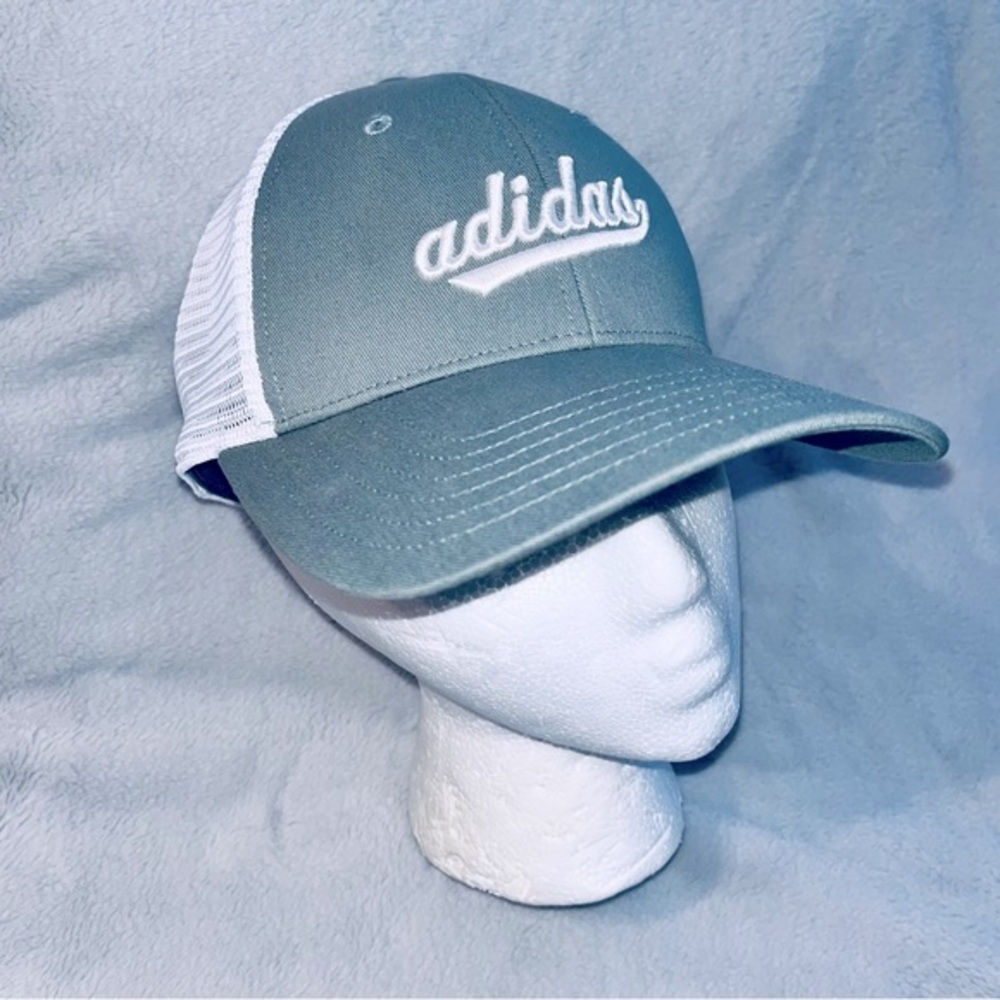 ADIDAS Aero Ready Ball Cap Like NEW